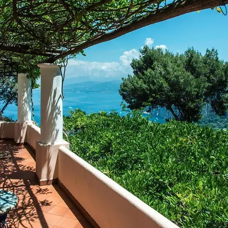 Konukevi La Casa Nel Bosco *