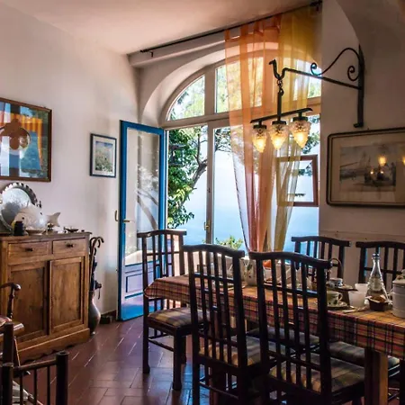 בית הארחה La Casa Nel Bosco קאפרי