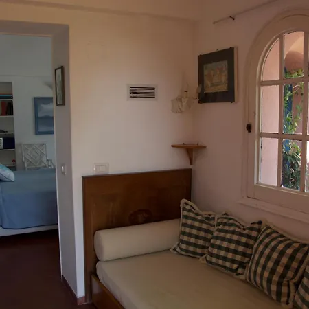 La Casa Nel Bosco Penzion Capri